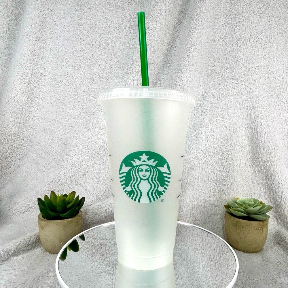 Starbucks Grande Reusable Plastic Cold Cup